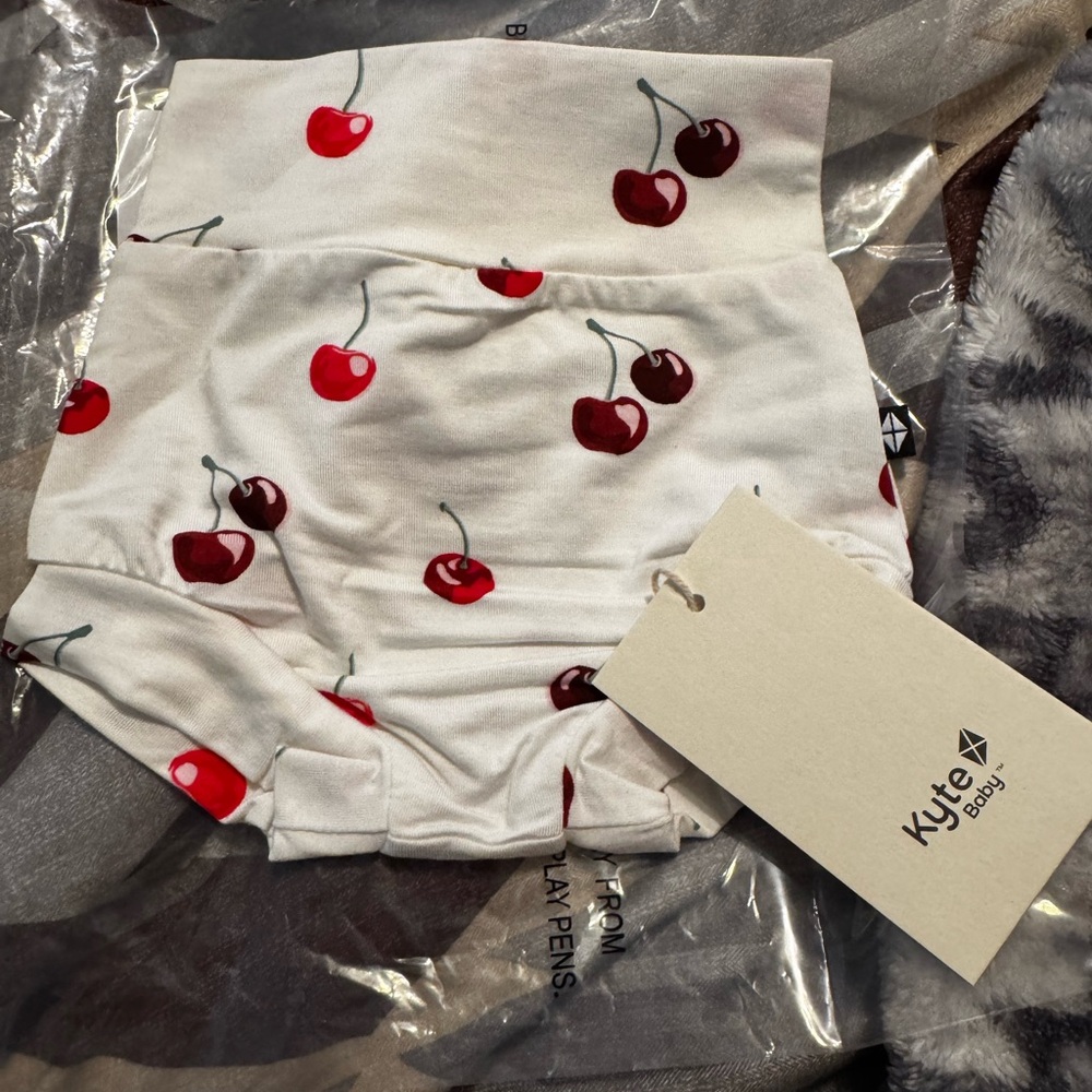 Kyte BABY Cherry Print Bummie shorts!